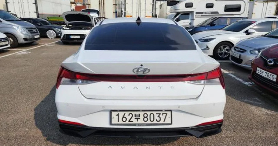 Hyundai Avante (Elantra) 