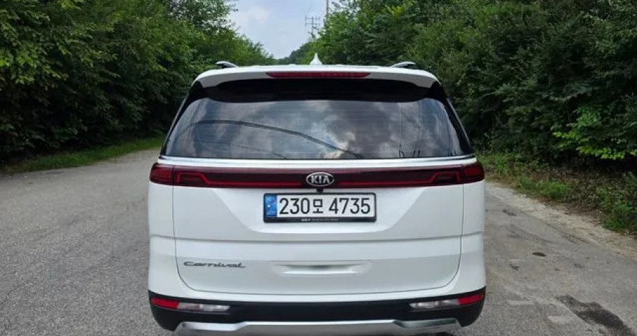 Kia Carnival 