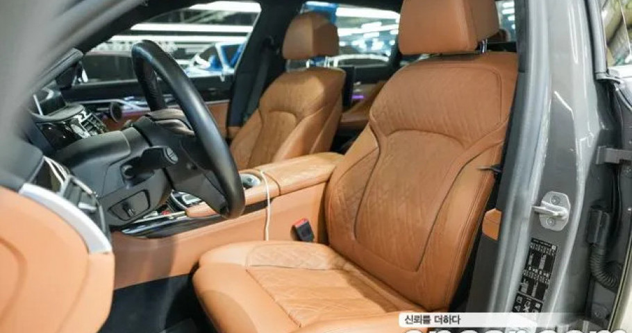 Bmw 7-Series 