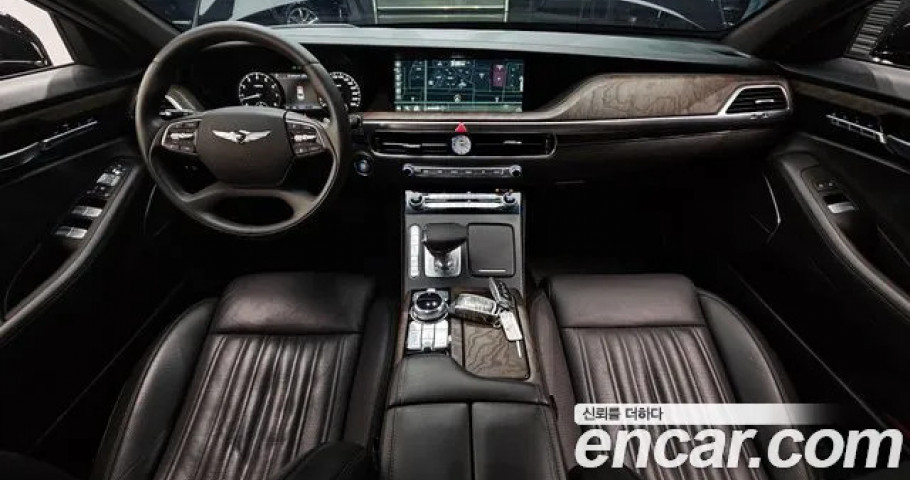 Genesis G90 