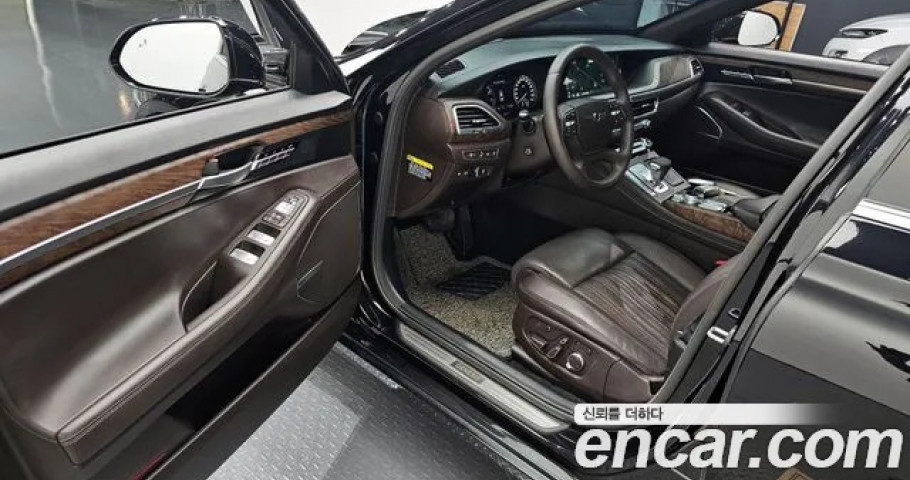 Genesis G90 