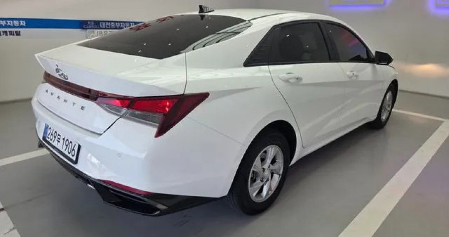 Hyundai Avante (Elantra) 