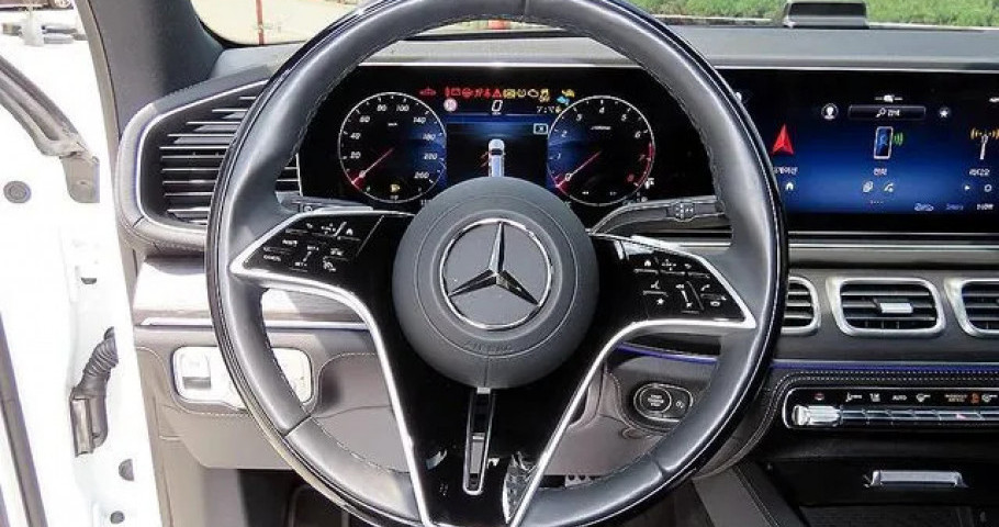 Mercedes-Benz Gls-Class 