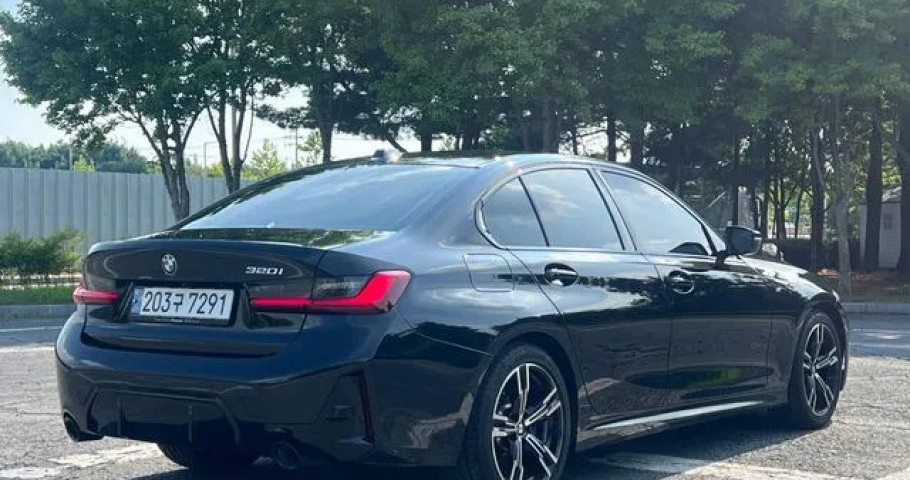 Bmw 3-Series 