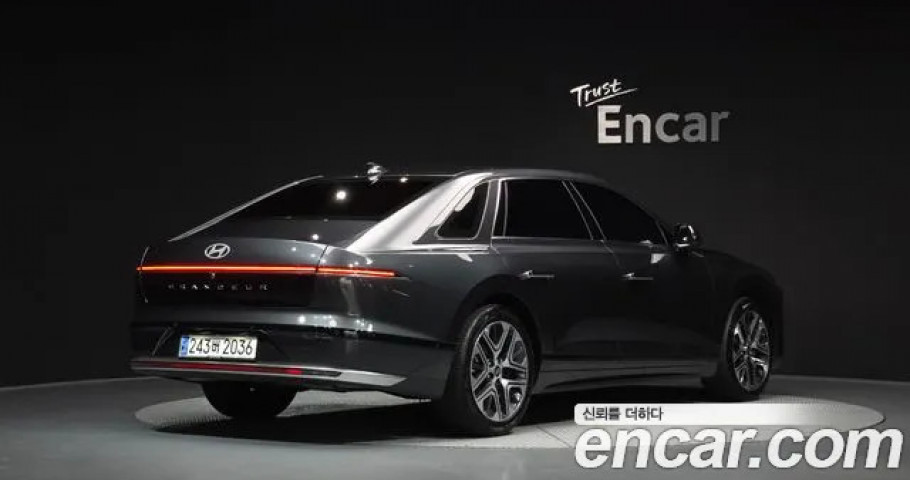 Hyundai Grandeur 