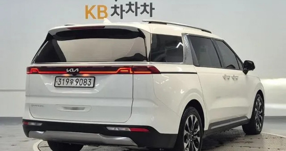 Kia Carnival 