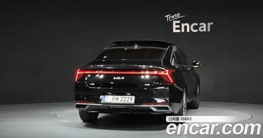 Kia K8 