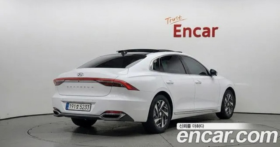 Hyundai Grandeur 