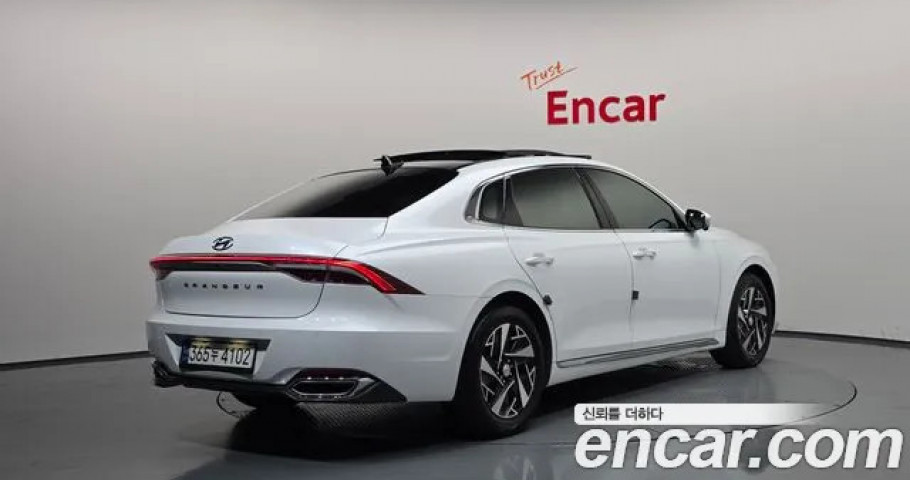 Hyundai Grandeur 