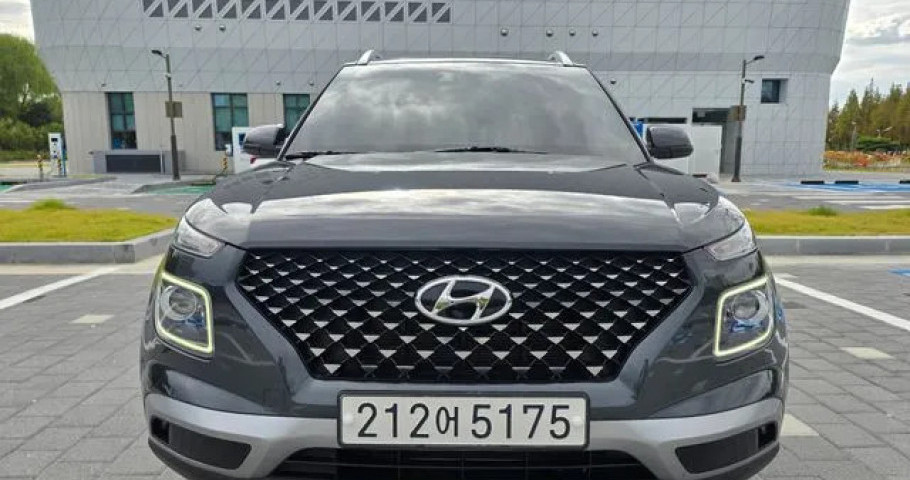 Hyundai Venue 