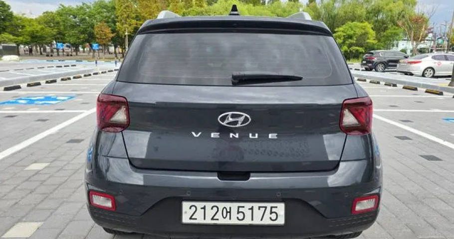 Hyundai Venue 