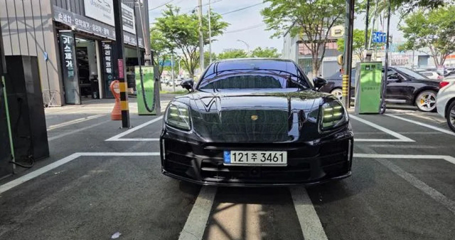 Porsche Panamera 