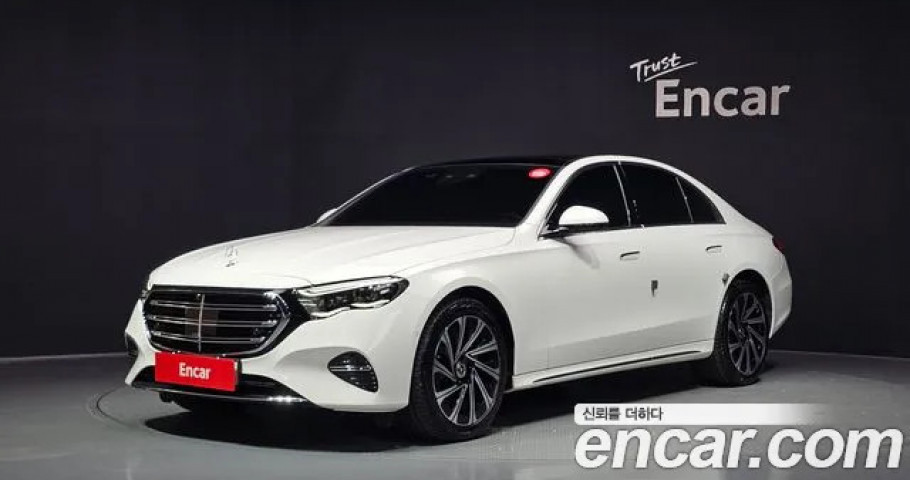 Mercedes-Benz E-Class 