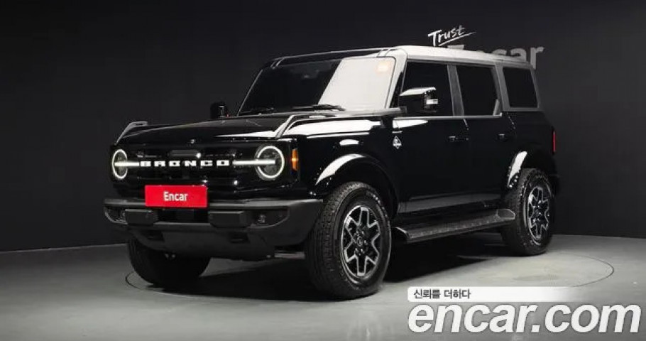 Ford Bronco 