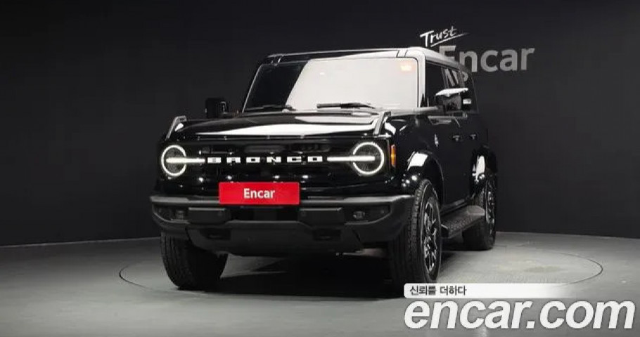 Ford Bronco 