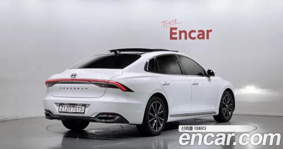 Hyundai Grandeur 
