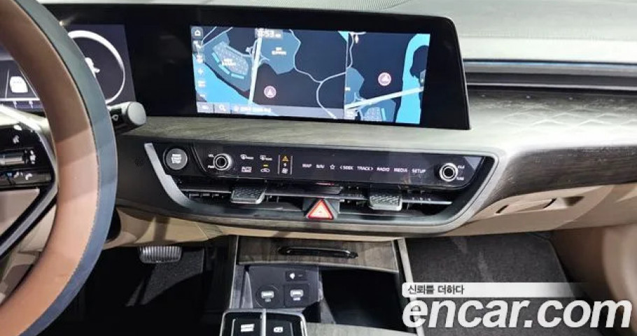Kia K8 