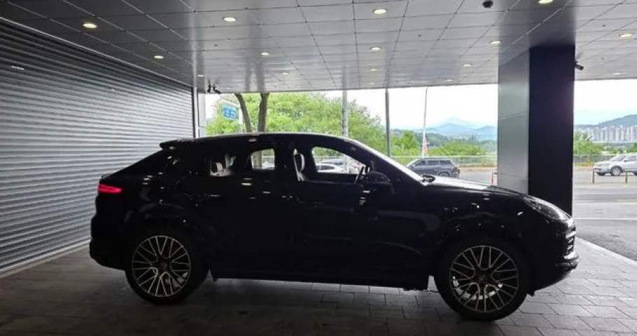 Porsche Cayenne 