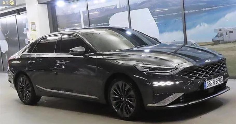 Kia K8 