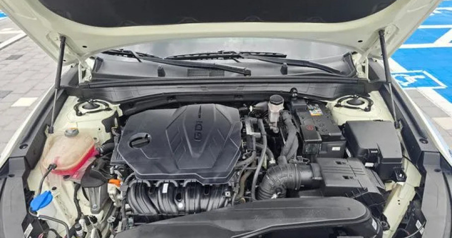 Kia K8 