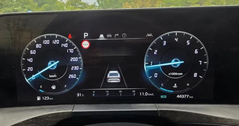 Kia K8 