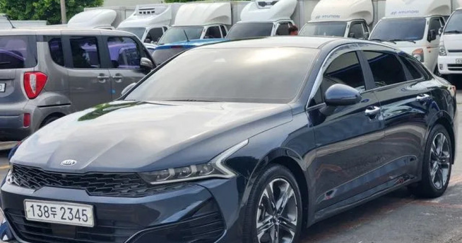 Kia K5 