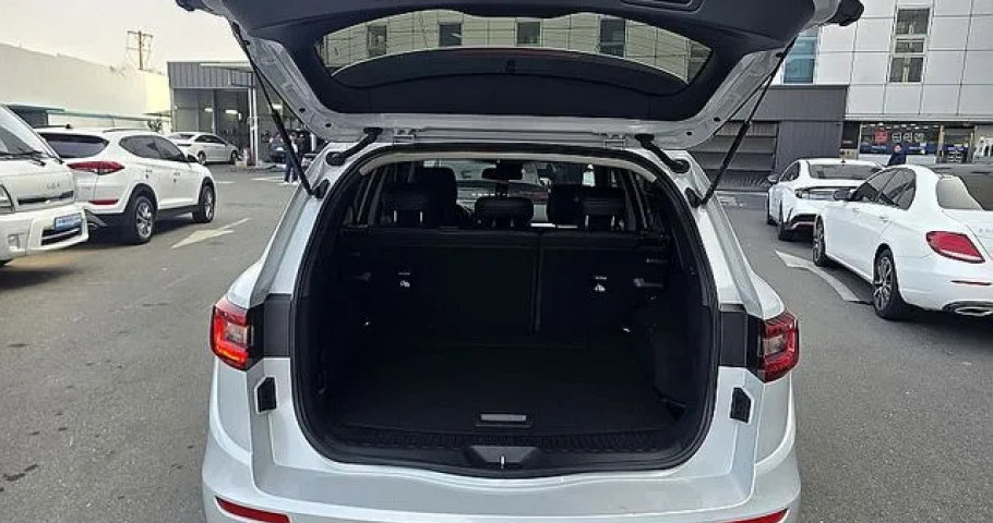 Renault Qm6 