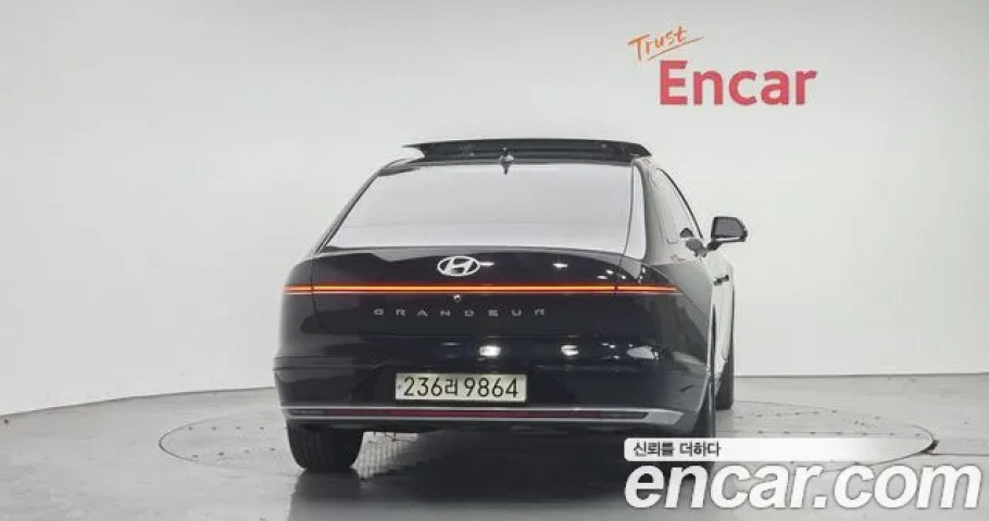 Hyundai Grandeur 