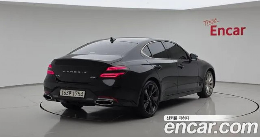 Genesis G70 