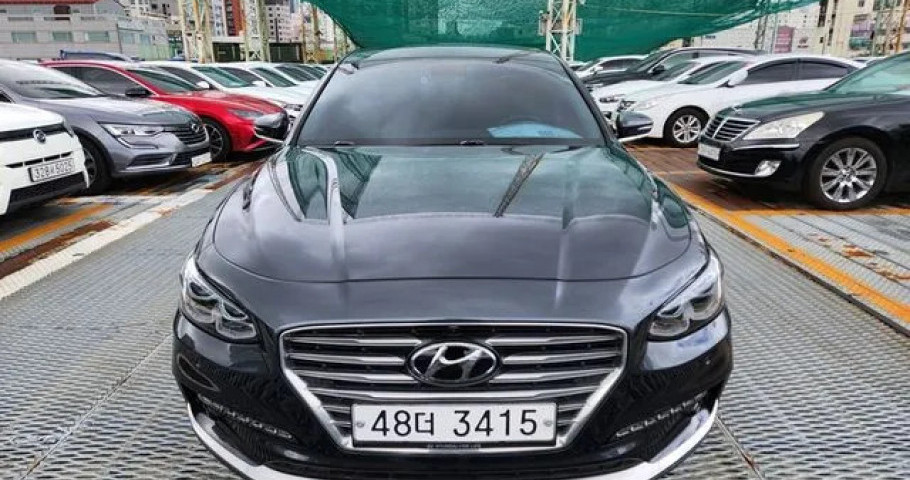 Hyundai Grandeur 