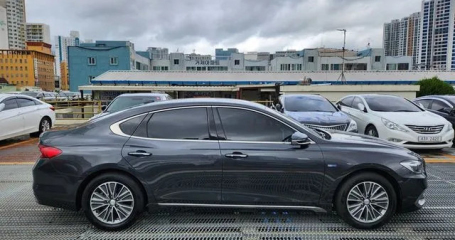 Hyundai Grandeur 