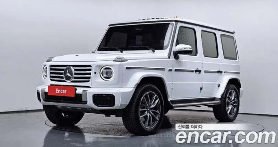 Mercedes-Benz G-Class 