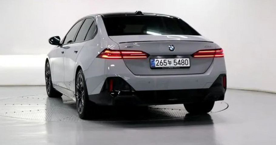 Bmw 5-Series 