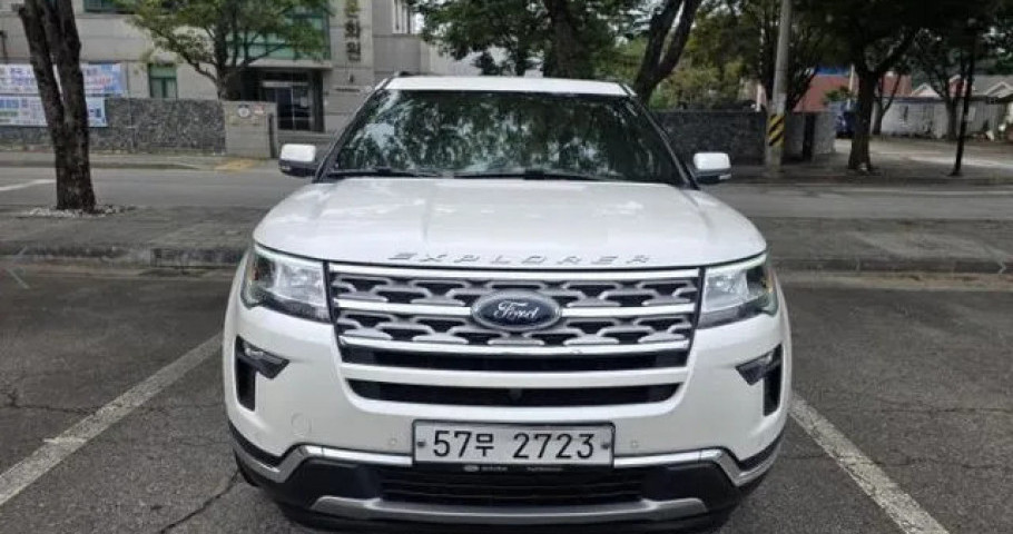 Ford Explorer 
