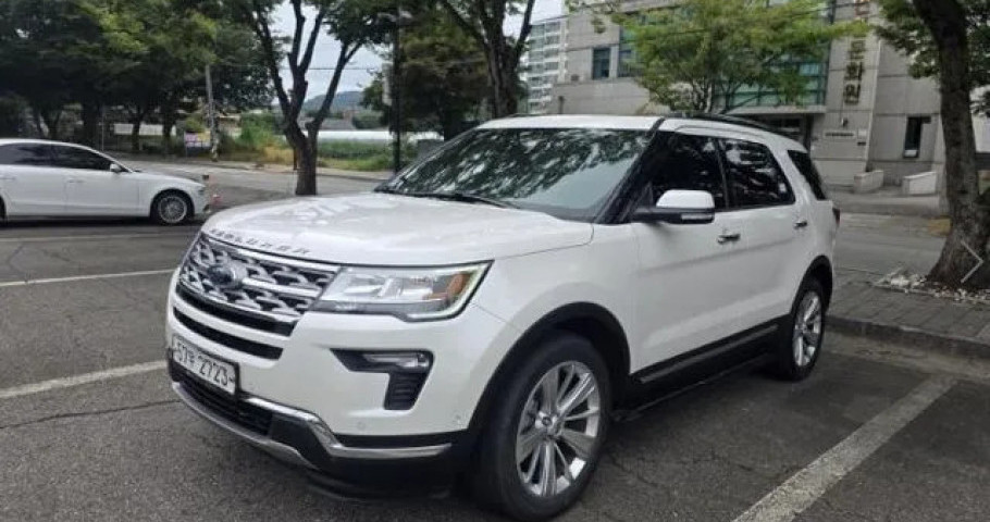 Ford Explorer 