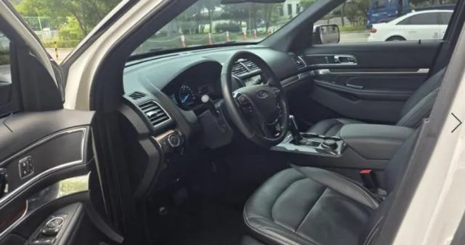 Ford Explorer 