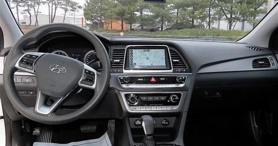 Hyundai Sonata 