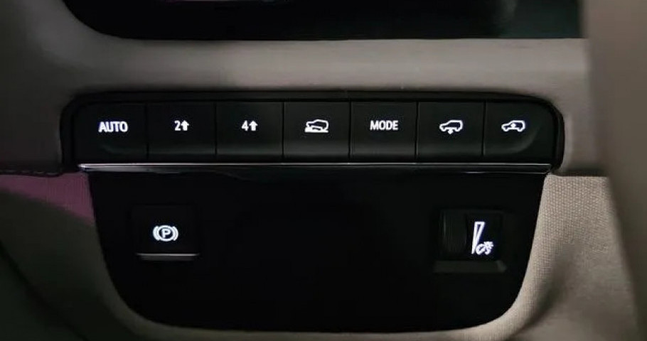 Cadillac Escalade 