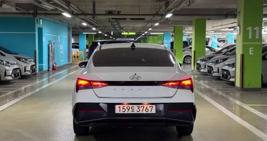 Hyundai Avante (Elantra) 