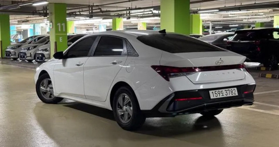 Hyundai Avante (Elantra) 