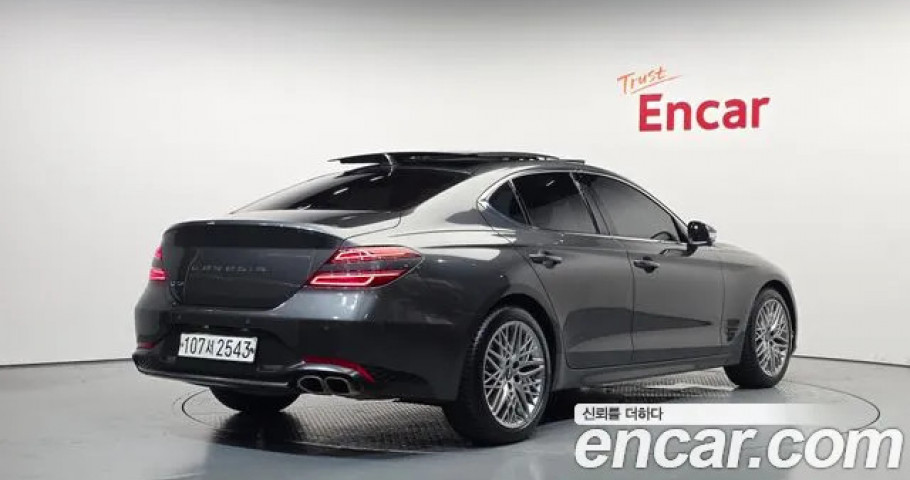 Genesis G70 
