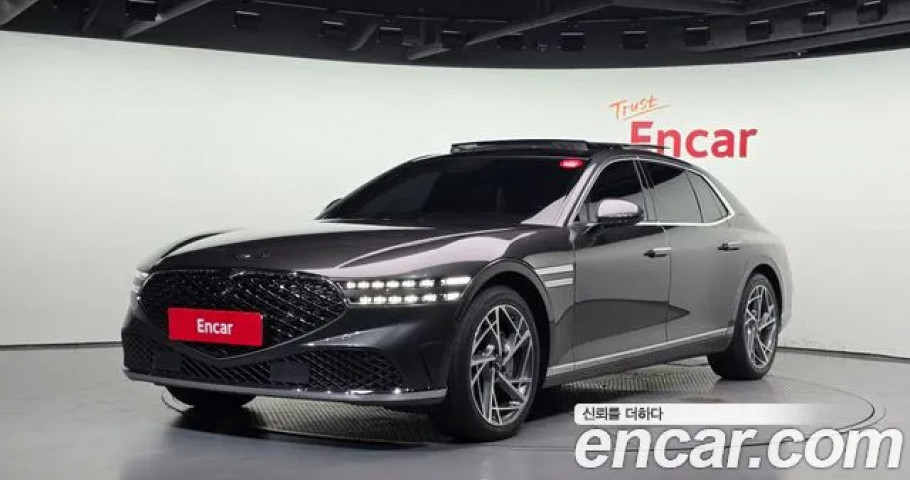Genesis G90 