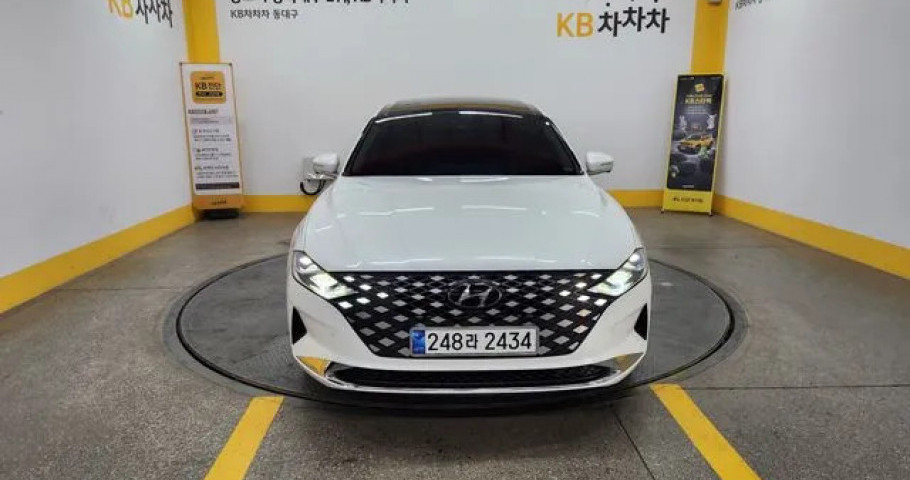 Hyundai Grandeur 