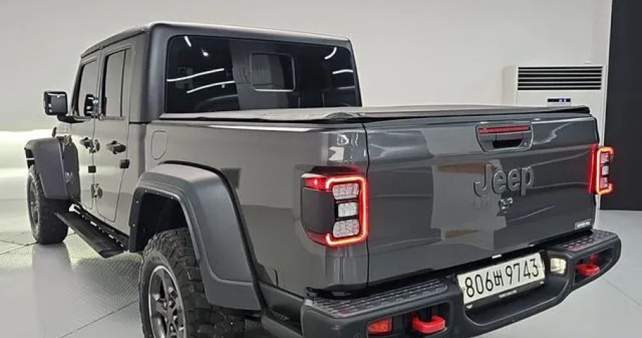 Jeep Gladiator 