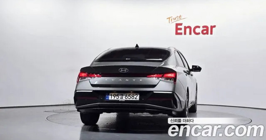 Hyundai Avante (Elantra) 