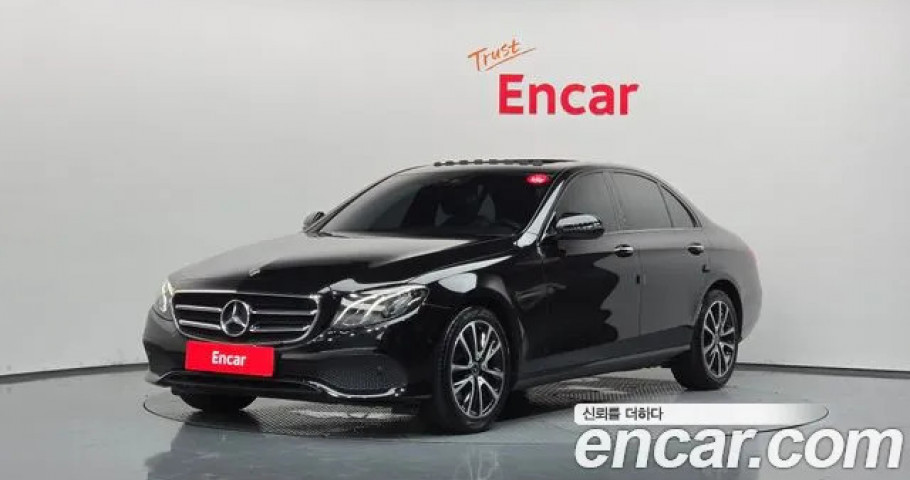 Mercedes-Benz E-Class 