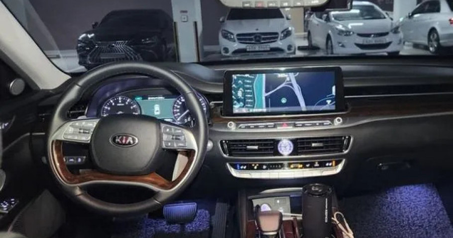 Kia K9 
