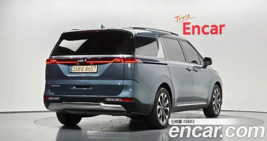 Kia Carnival 