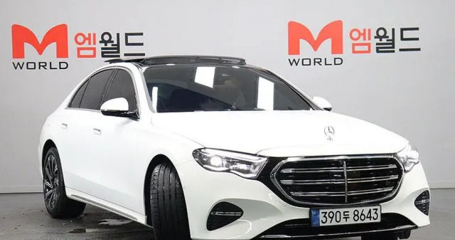 Mercedes-Benz E-Class 