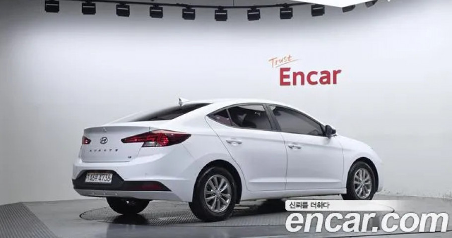 Hyundai Avante (Elantra) 